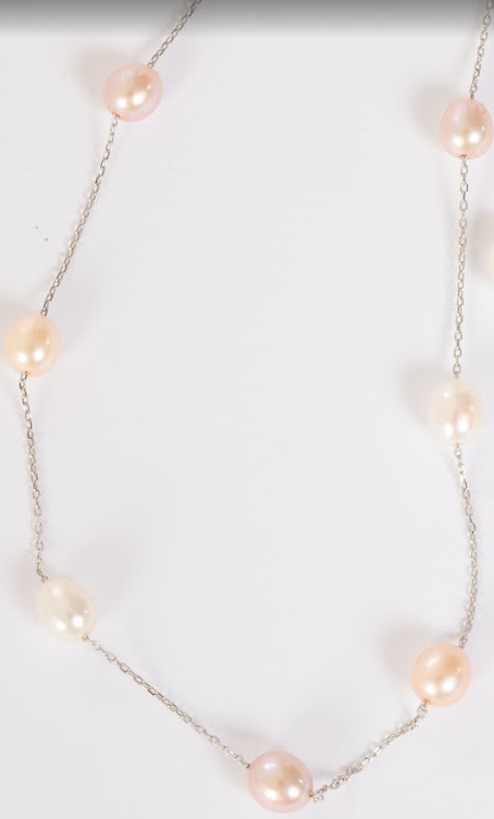 Top Pearl Bracelet Trends London 2025 | Pearlisma