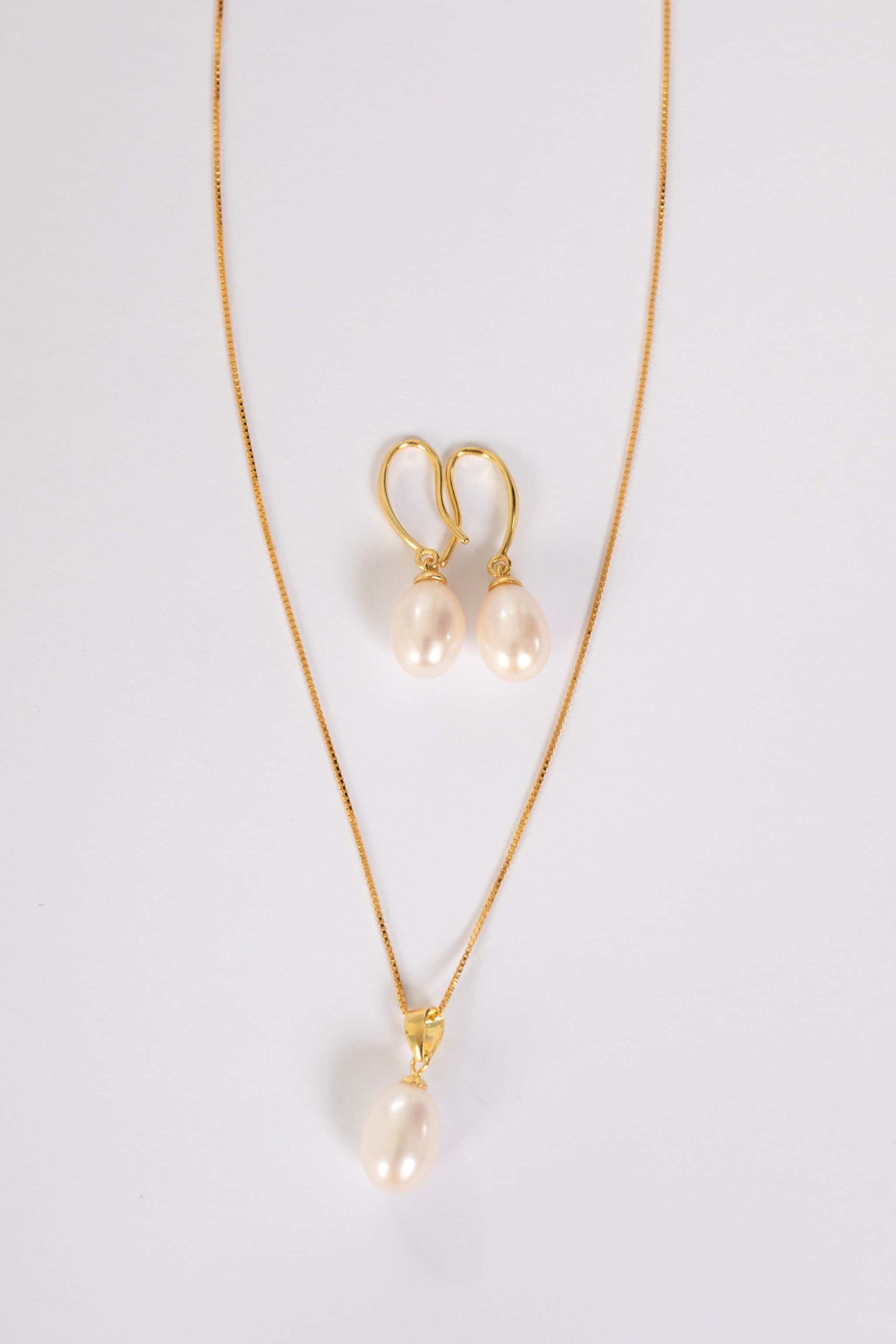 Best Stylish Droplet Chic Set for Women’s | Pearlisma