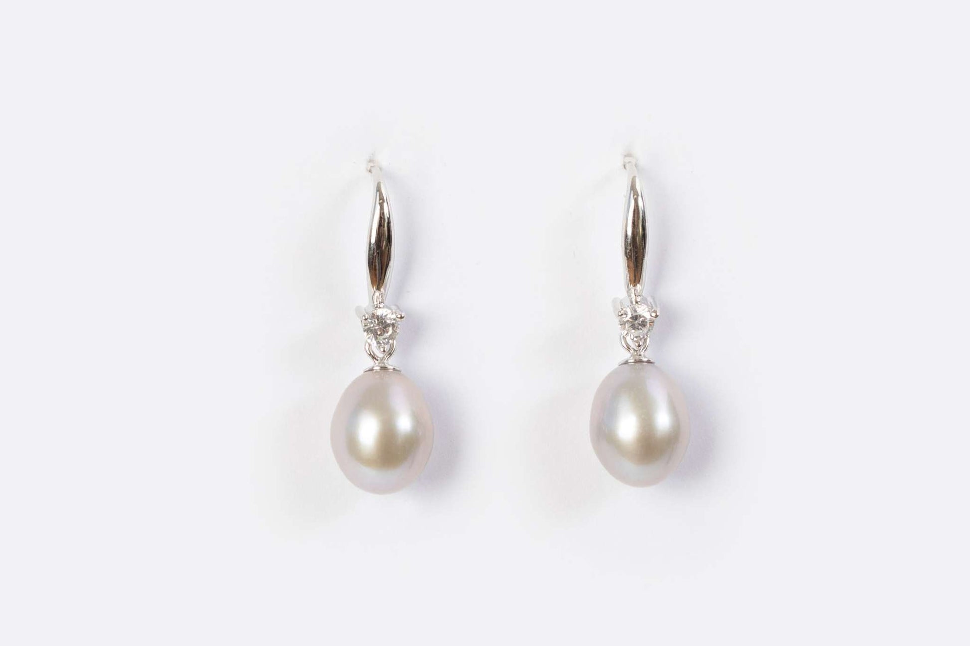 Luxury Cascade Drop Earrings for Women | Pearlisma