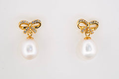 Noelia Pearl Earrings