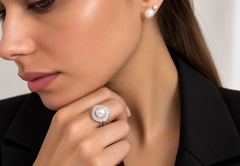 Lune de Diamant Pearl Ring