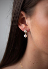 the Golden Blossom Pearl Set