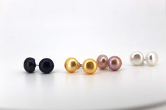 The Queen’s Glow Pearl Studs