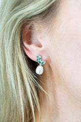 Elenya pearl earrings