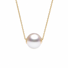 The Elara Pearl 18k gold Necklace