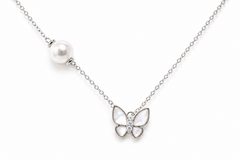 Butterfly Pearl Whisper necklace