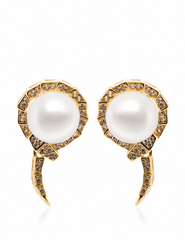 Divina Perla earrings