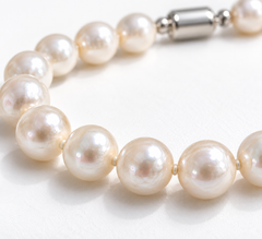 La Perla Royale Necklace
