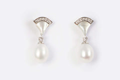 Victorious Pearl Vogue Earrings for Women | Pearlisma